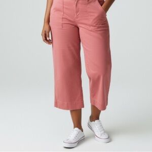 Chico's Women Size 1 (8) Cotton Crop Coral Orange Pant Lightweight |Beach Boho